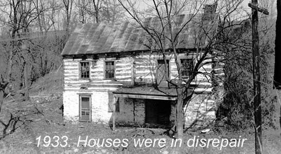 1930 photo of the weavers cottage in the village of Waterford Virginia